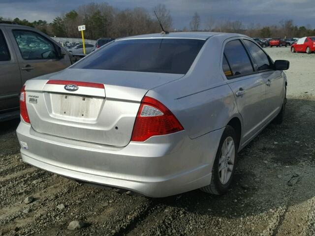 3FAHP0GA8BR161914 - 2011 FORD FUSION S SILVER photo 4