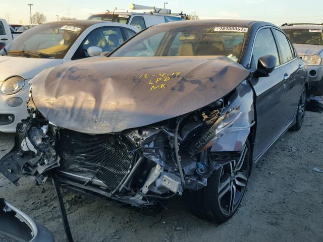 1HGCR2F59HA260809 - 2017 HONDA ACCORD SPO GRAY photo 2