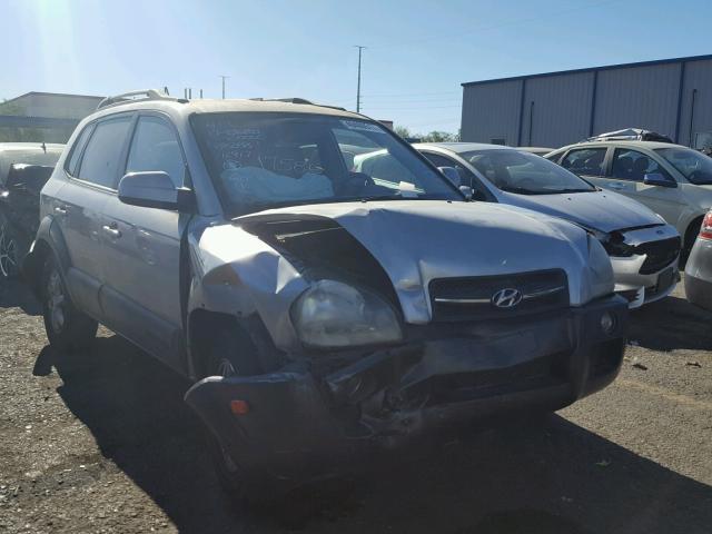 KM8JN12D75U086592 - 2005 HYUNDAI TUCSON GLS SILVER photo 1