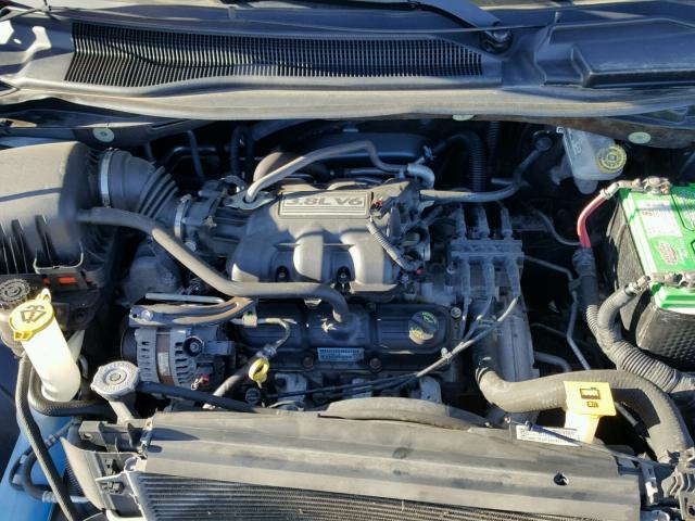 2A4RR5D11AR391318 - 2010 CHRYSLER TOWN & COU GRAY photo 7