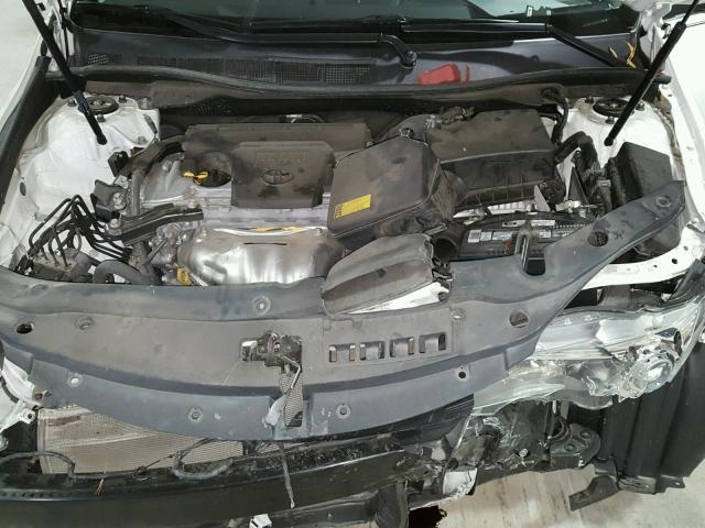 4T4BF1FK9FR477860 - 2015 TOYOTA CAMRY LE WHITE photo 7