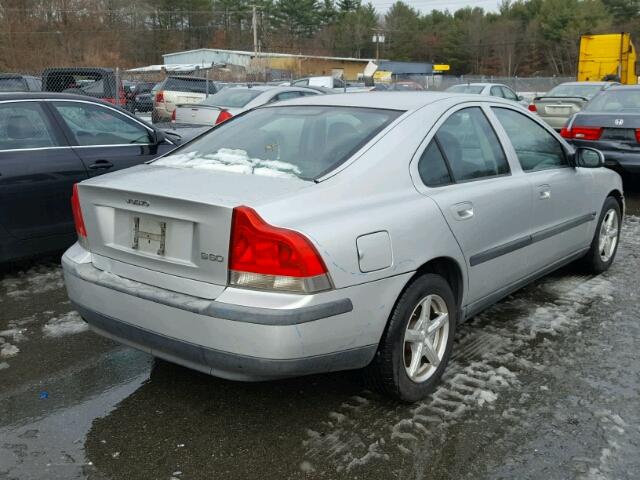 YV1RS61R522097604 - 2002 VOLVO S60 SILVER photo 4