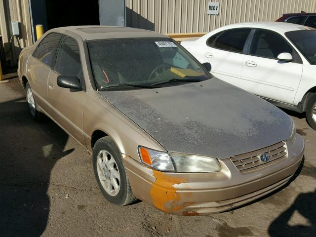 JT2BF22K2V0052456 - 1997 TOYOTA CAMRY LE GOLD photo 1