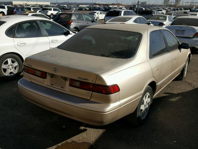 JT2BF22K2V0052456 - 1997 TOYOTA CAMRY LE GOLD photo 4