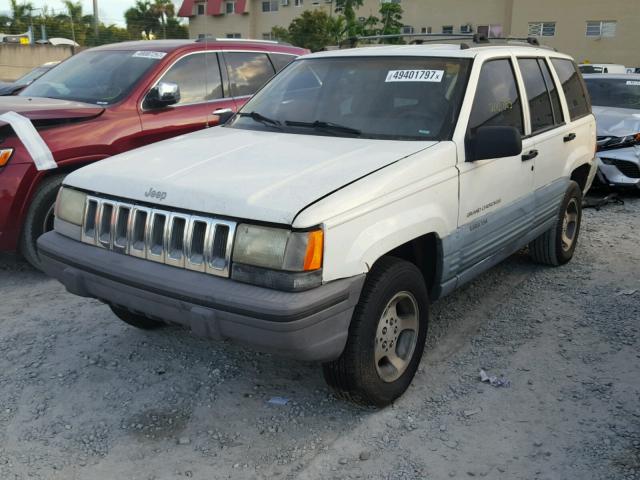 1J4FX58S1VC667135 - 1997 JEEP GRAND CHER WHITE photo 2