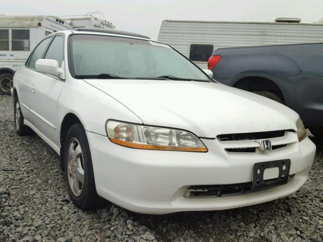 1HGCG5655WA144706 - 1998 HONDA ACCORD EX WHITE photo 1