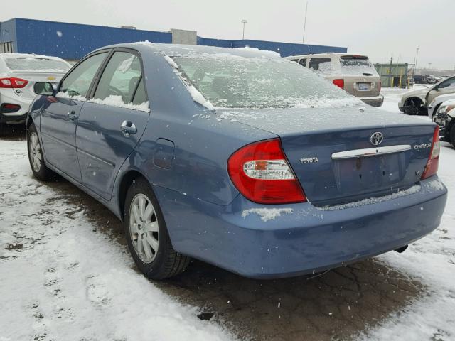 4T1BF32K43U042655 - 2003 TOYOTA CAMRY LE BLUE photo 3