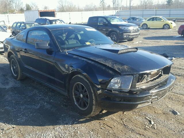 1ZVFT80N275292594 - 2007 FORD MUSTANG BLACK photo 1