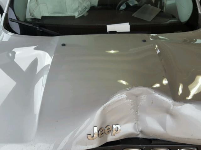 ZACCJAAT2FPB89133 - 2015 JEEP RENEGADE S ვერცხლისფერი ფოტო 7