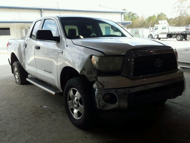 5TFRV54118X036940 - 2008 TOYOTA TUNDRA DOU WHITE photo 1