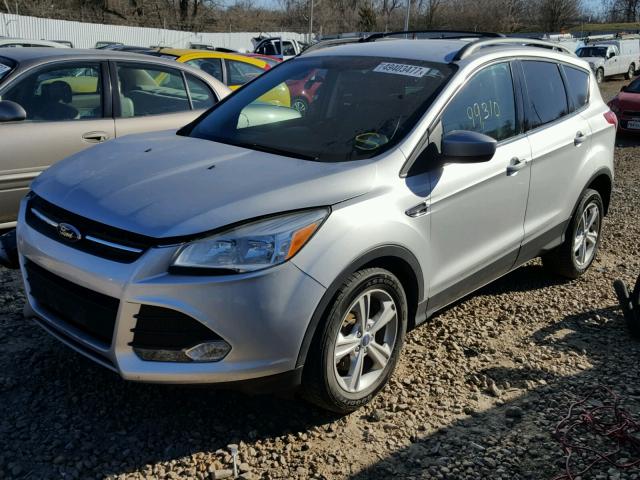 1FMCU9GXXDUA00476 - 2013 FORD ESCAPE SE SILVER photo 2