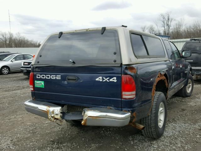 1B7GG22X9YS640062 - 2000 DODGE DAKOTA BLUE photo 4