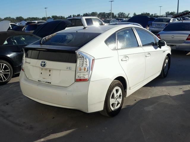 JTDKN3DU0A0204856 - 2010 TOYOTA PRIUS WHITE photo 4