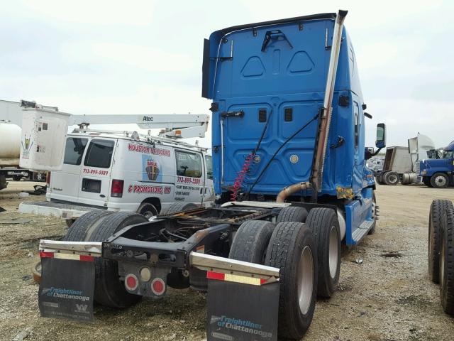 1FUJGLBG5CSBM3350 - 2012 FREIGHTLINER CASCADIA 1 BLUE photo 4