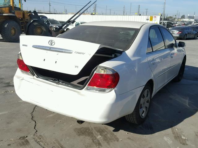 JTDBF32K750166787 - 2005 TOYOTA CAMRY LE WHITE photo 4