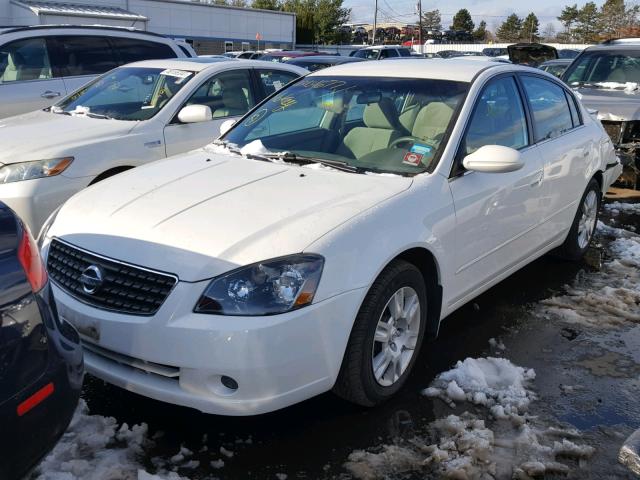 1N4AL11D46C264337 - 2006 NISSAN ALTIMA S WHITE photo 2