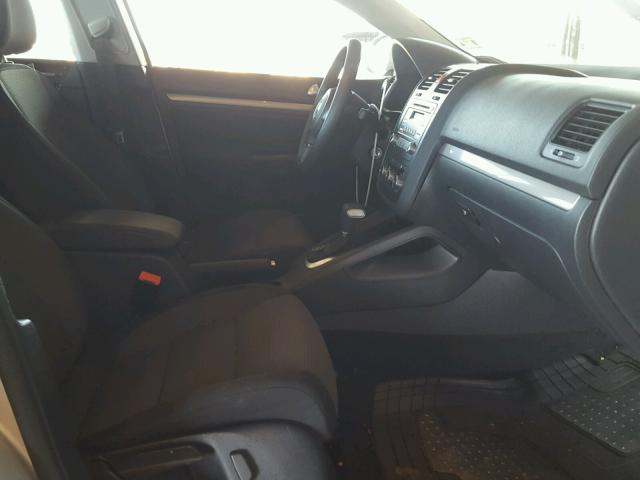 3VWJX7AJ9AM026088 - 2010 VOLKSWAGEN JETTA S Gümüş foto 5