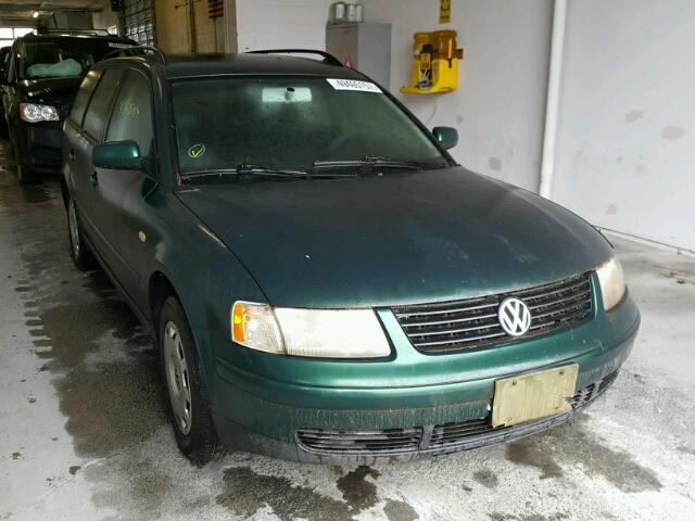 WVWNA63B9XE425622 - 1999 VOLKSWAGEN PASSAT GLS GREEN photo 1