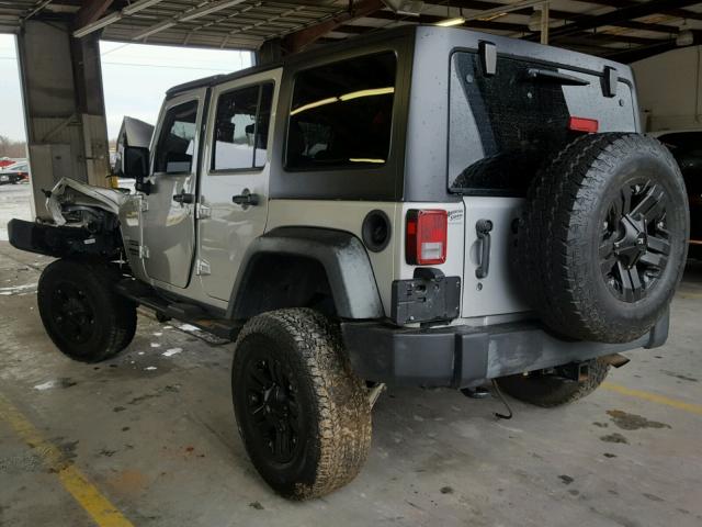 1J4BA3H18BL623446 - 2011 JEEP WRANGLER U SILVER photo 3