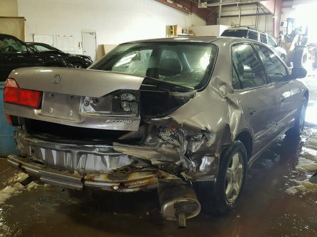 1HGCG1657YA052248 - 2000 HONDA ACCORD EX GRAY photo 4