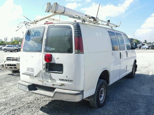 1GCFG25W2Y1107054 - 2000 CHEVROLET EXPRESS G2 WHITE photo 4