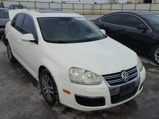 3VWDF71K15M642446 - 2005 VOLKSWAGEN NEW JETTA WHITE photo 1