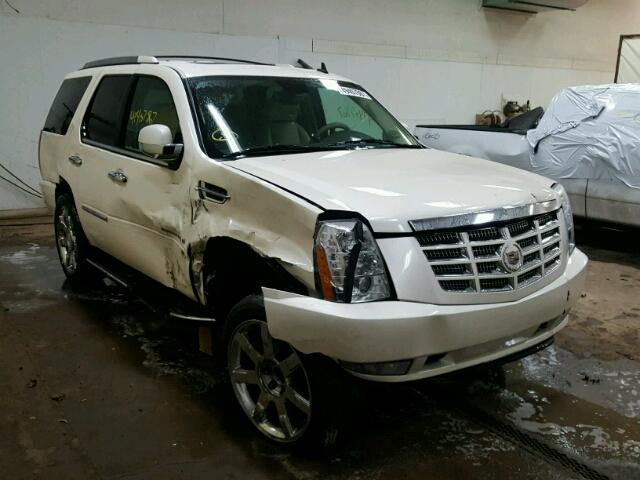 1GYFK63808R252776 - 2008 CADILLAC ESCALADE L WHITE photo 1