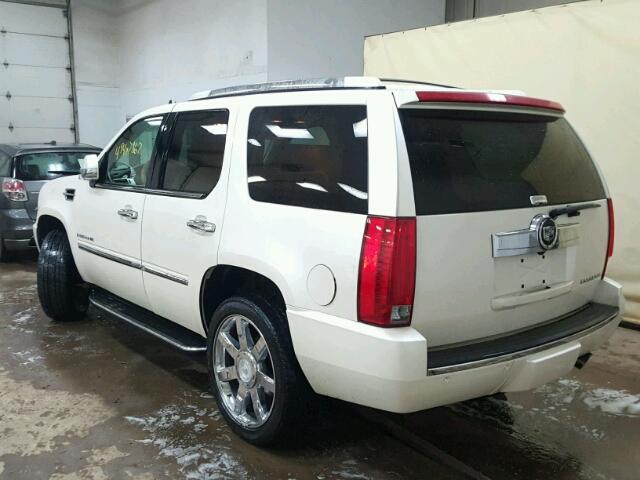 1GYFK63808R252776 - 2008 CADILLAC ESCALADE L WHITE photo 3