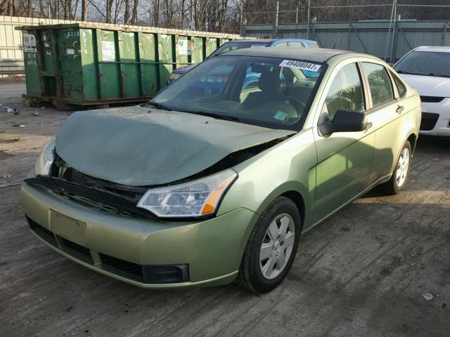 1FAHP34N28W207218 - 2008 FORD FOCUS S/SE GREEN photo 2