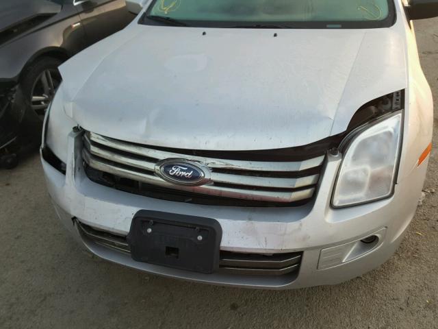 3FAHP07179R143835 - 2009 FORD FUSION SE SILVER photo 9