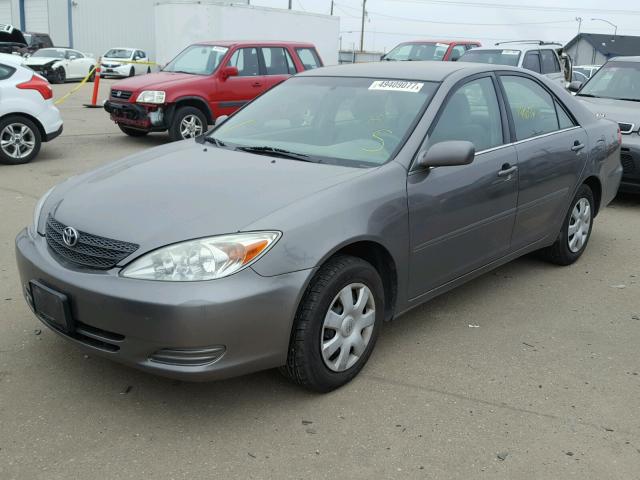 4T1BE32K24U888089 - 2004 TOYOTA CAMRY LE GRAY photo 2