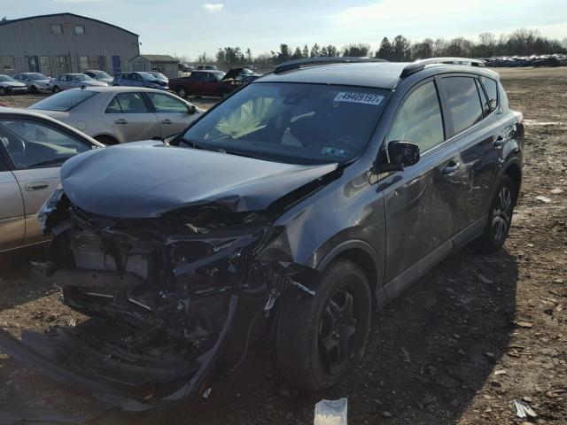 JTMBFREV3HJ119280 - 2017 TOYOTA RAV4 LE Boz foto 2