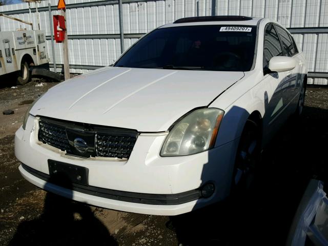 1N4BA41E25C853115 - 2005 NISSAN MAXIMA SE WHITE photo 2