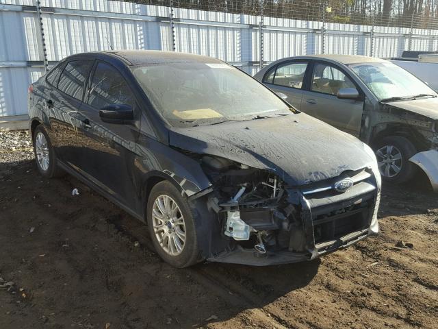 1FAHP3F24CL315708 - 2012 FORD FOCUS SE BLACK photo 1