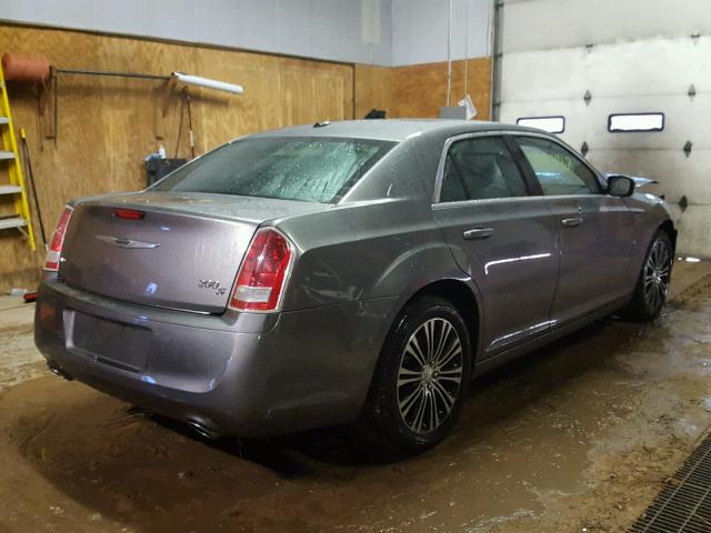 2C3CCAGG3CH161167 - 2012 CHRYSLER 300 V6 SILVER photo 4