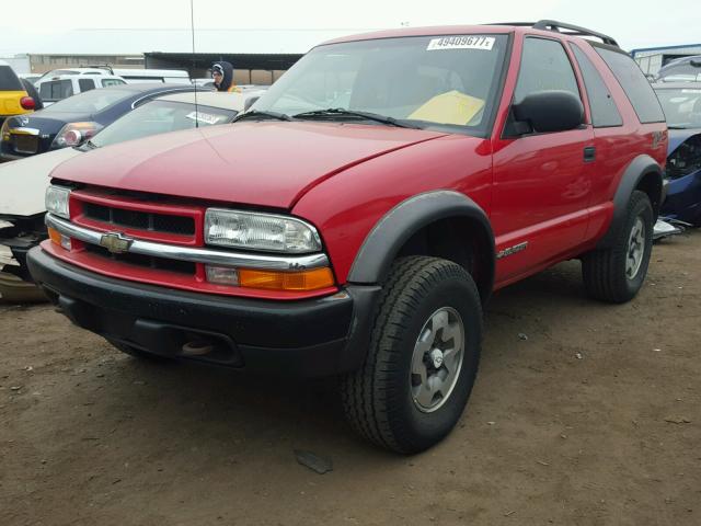 1GNCT18W22K123039 - 2002 CHEVROLET BLAZER RED photo 2