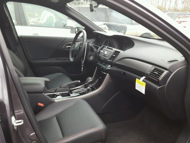 1HGCR2F14HA163112 - 2017 HONDA ACCORD SPO GRAY photo 5