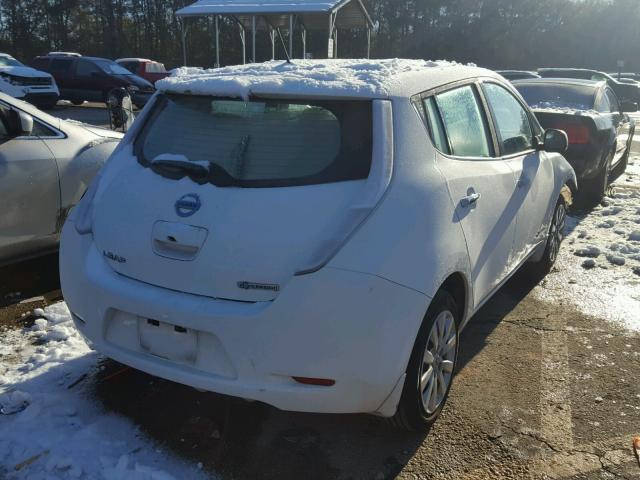 1N4AZ0CP5FC307406 - 2015 NISSAN LEAF S WHITE photo 4