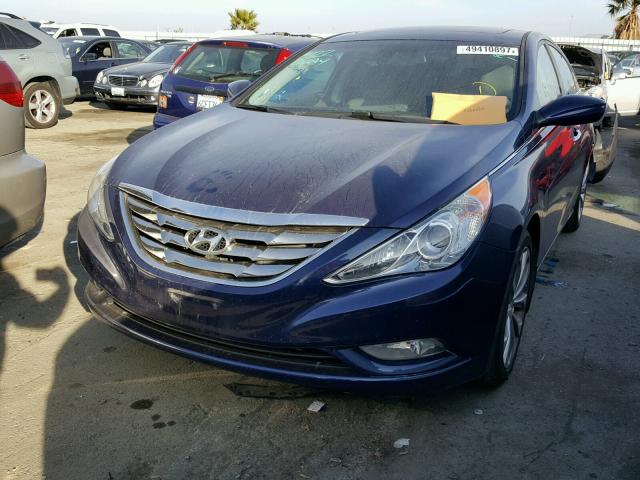 5NPEC4AC3CH376826 - 2012 HYUNDAI SONATA SE BLUE photo 2