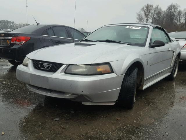 1FAFP4441YF224497 - 2000 FORD MUSTANG SILVER photo 2