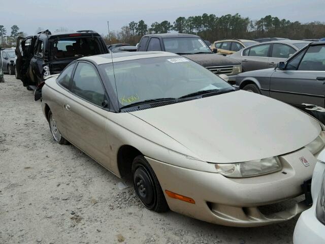 1G8ZR1277YZ112373 - 2000 SATURN SC2 GOLD photo 1