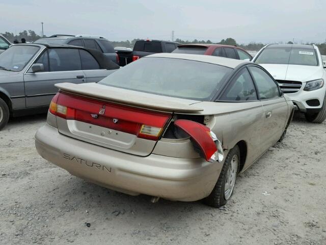 1G8ZR1277YZ112373 - 2000 SATURN SC2 GOLD photo 4