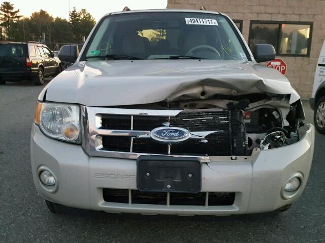 1FMCU93128KC67937 - 2008 FORD ESCAPE XLT CREAM photo 9