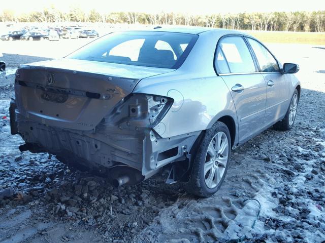 JH4KB26659C001441 - 2009 ACURA RL SILVER photo 4