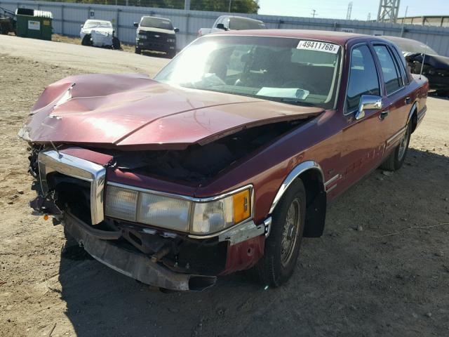 1LNLM81W7RY679777 - 1994 LINCOLN TOWN CAR E RED photo 2