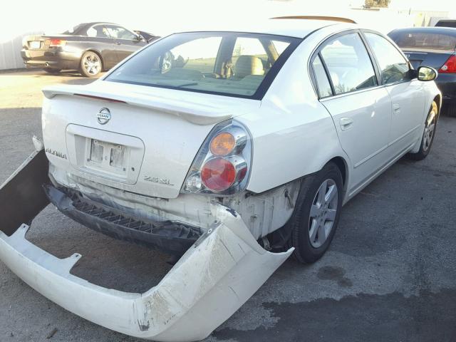 1N4AL11DX3C327808 - 2003 NISSAN ALTIMA BAS WHITE photo 4