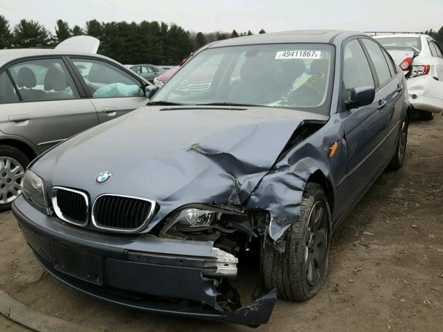 WBAET37403NJ41307 - 2003 BMW 325 I BLUE photo 2