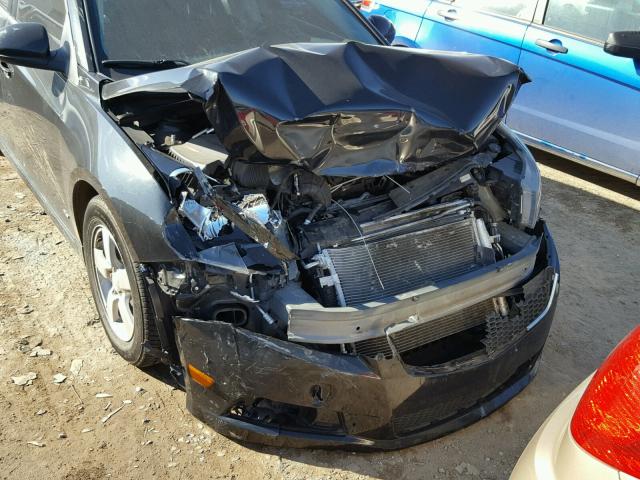 1G1PC5SB4D7153021 - 2013 CHEVROLET CRUZE LT BLACK photo 9