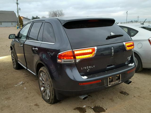 2LMDJ8JK6DBL29464 - 2013 LINCOLN MKX BLACK photo 3