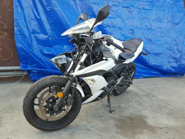 JKAEXEJ18HDA00786 - 2017 KAWASAKI EX650 J თეთრი ფოტო 2